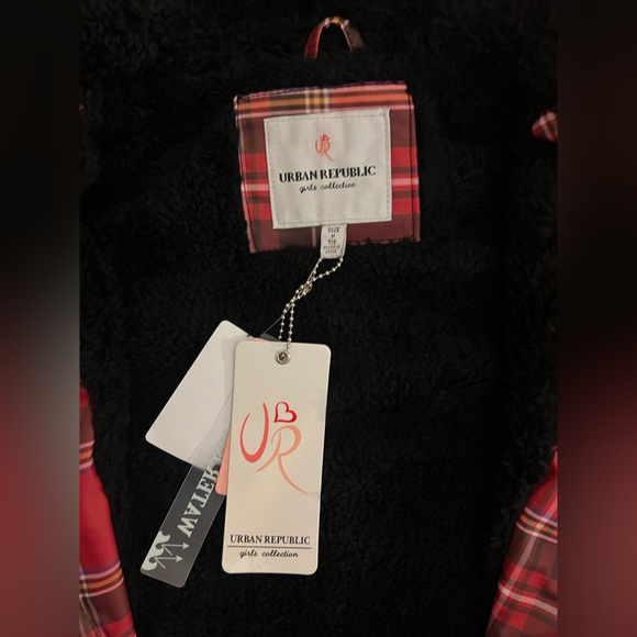 Classic Fleece Lined Raincoat - Picture 2 of 3